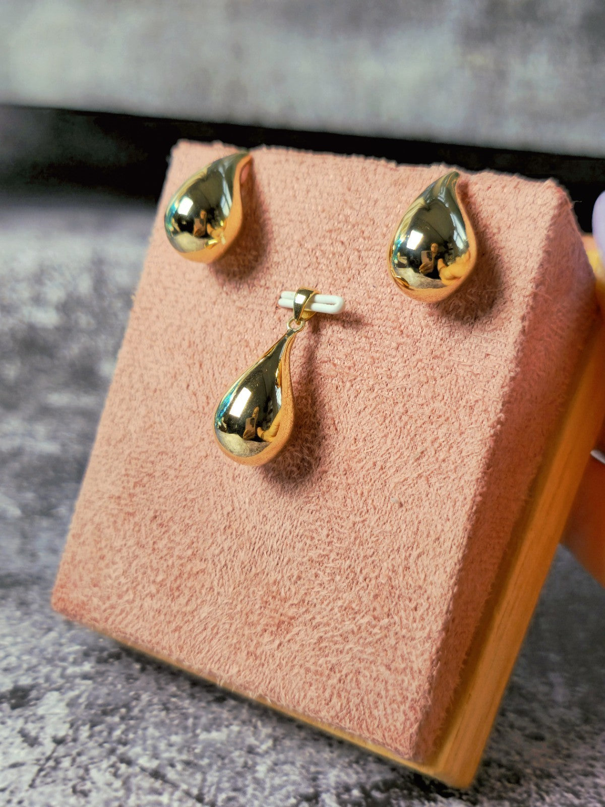 Solid 9k Yellow Gold Set of Pendant and Earrings Bottega Fashion Popped Drop