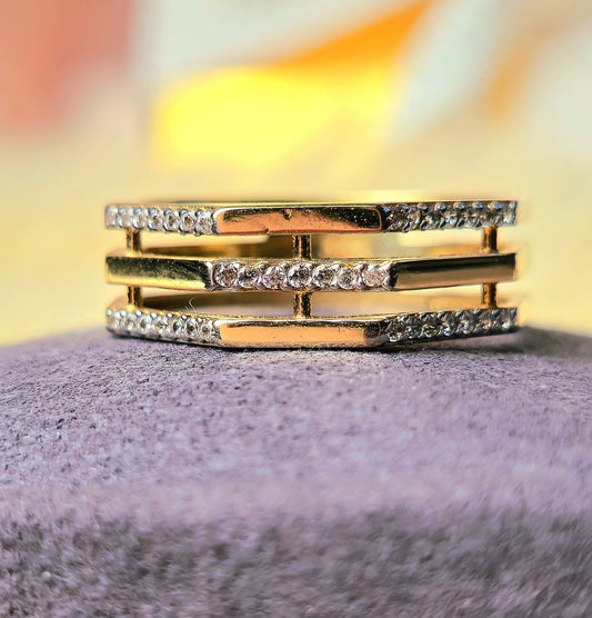New 9ct Yellow Gold Triple Row Hexagon Shape C/Z Ring size: P see-through Band