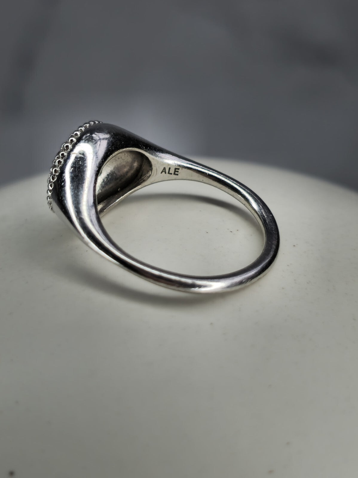 LOVELY Pandora LovePods Pavé Diamond & 18K Yellow Gold Ring size N 6grams