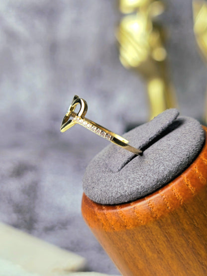 New 9ct Yellow Gold Open Heart Shape Ring with C/Z Half Eternity SIZE: P