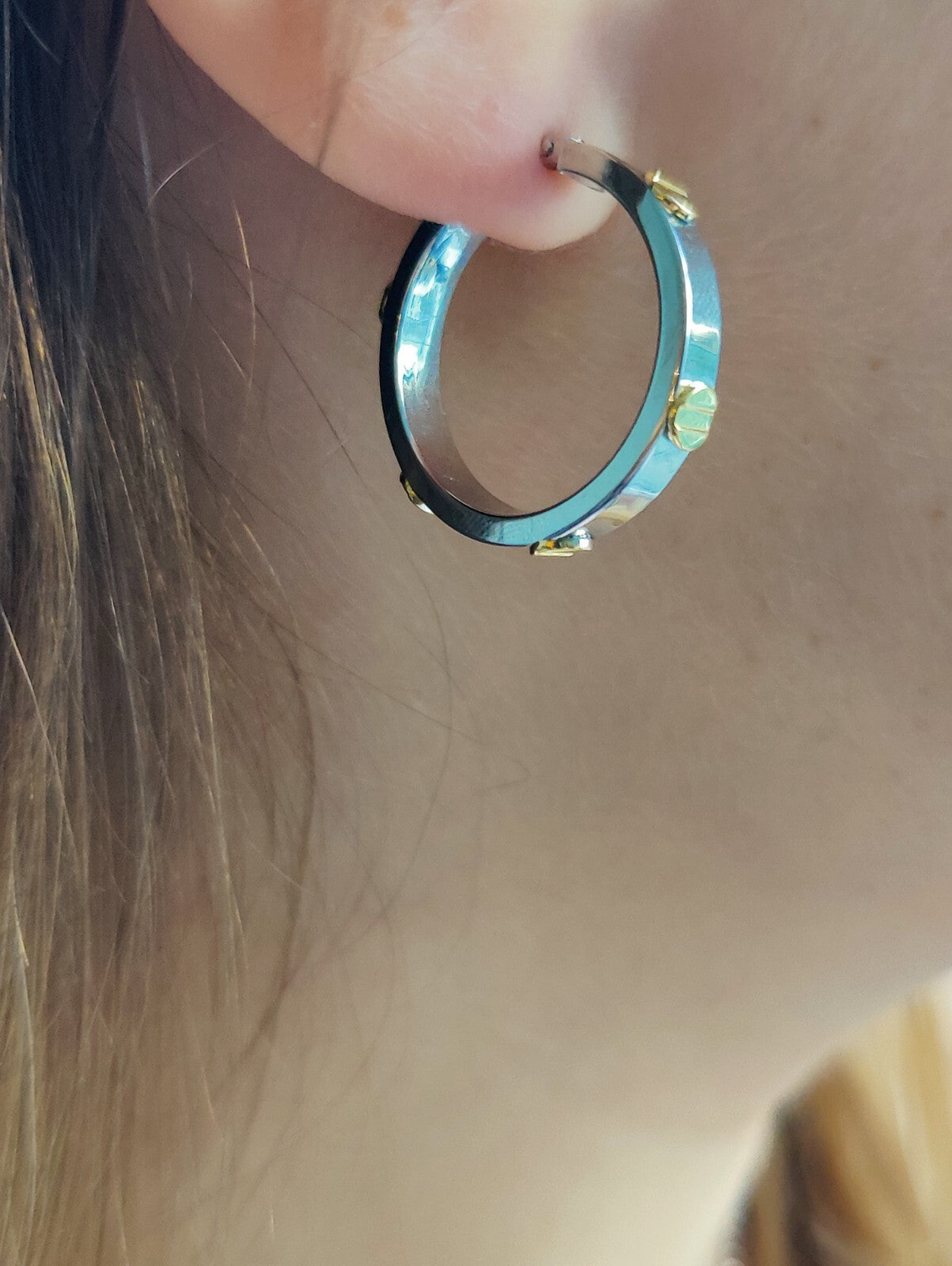 NEW Small Gold Hoop Earrings 9ct White Gold 20mm Hallmarked Hoops Screw Love ly