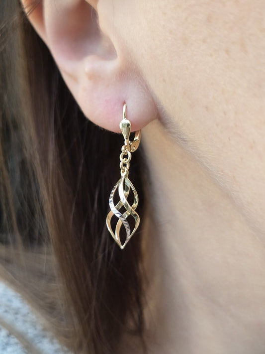 Lovely 9ct Solid Yellow/White Gold Drop Earrings Twisted Diamond Cut Lever Back