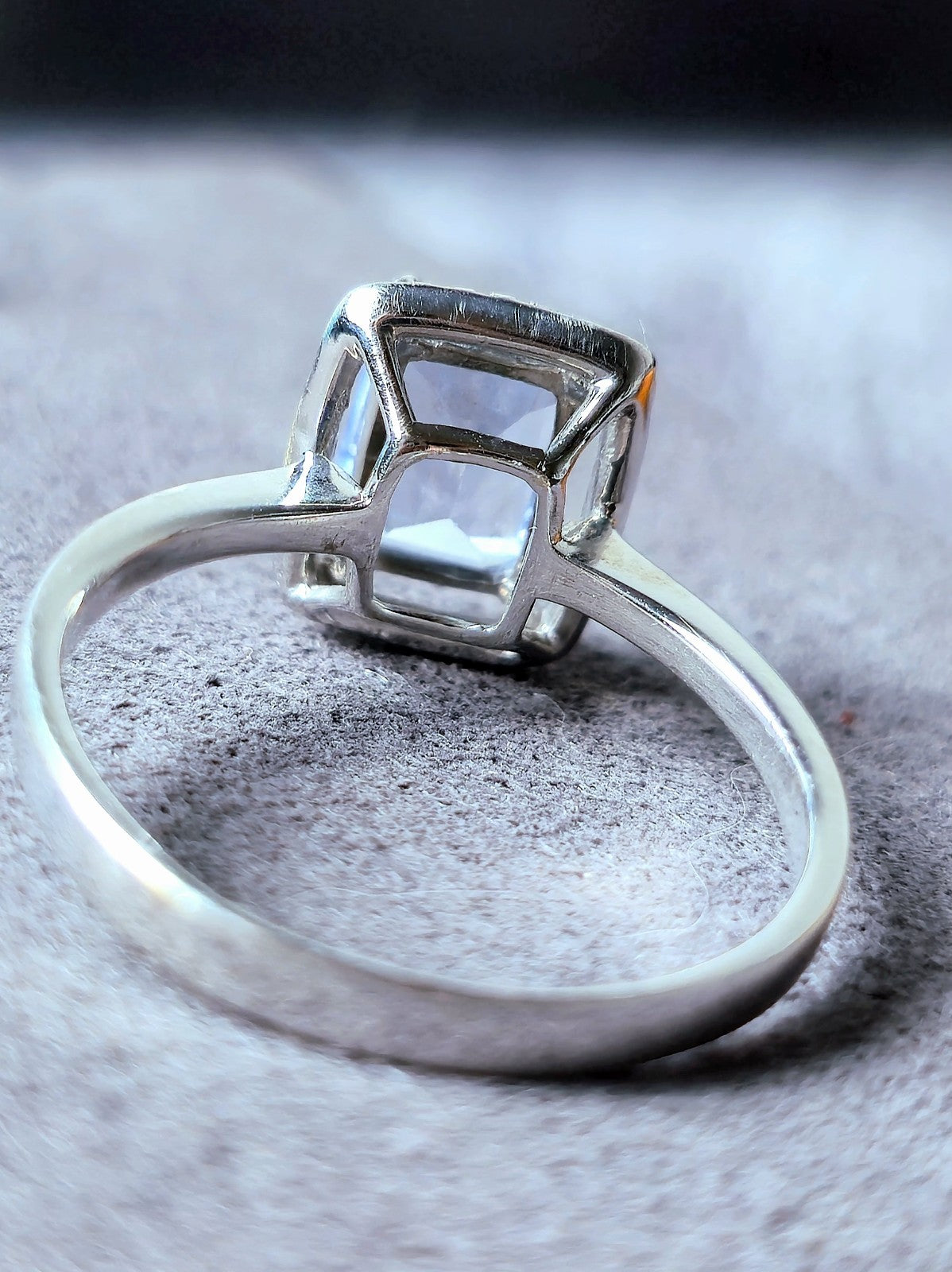 Stunning 9ct White Gold Aquamarine Diamond Halo Dress Ring Cocktail size P