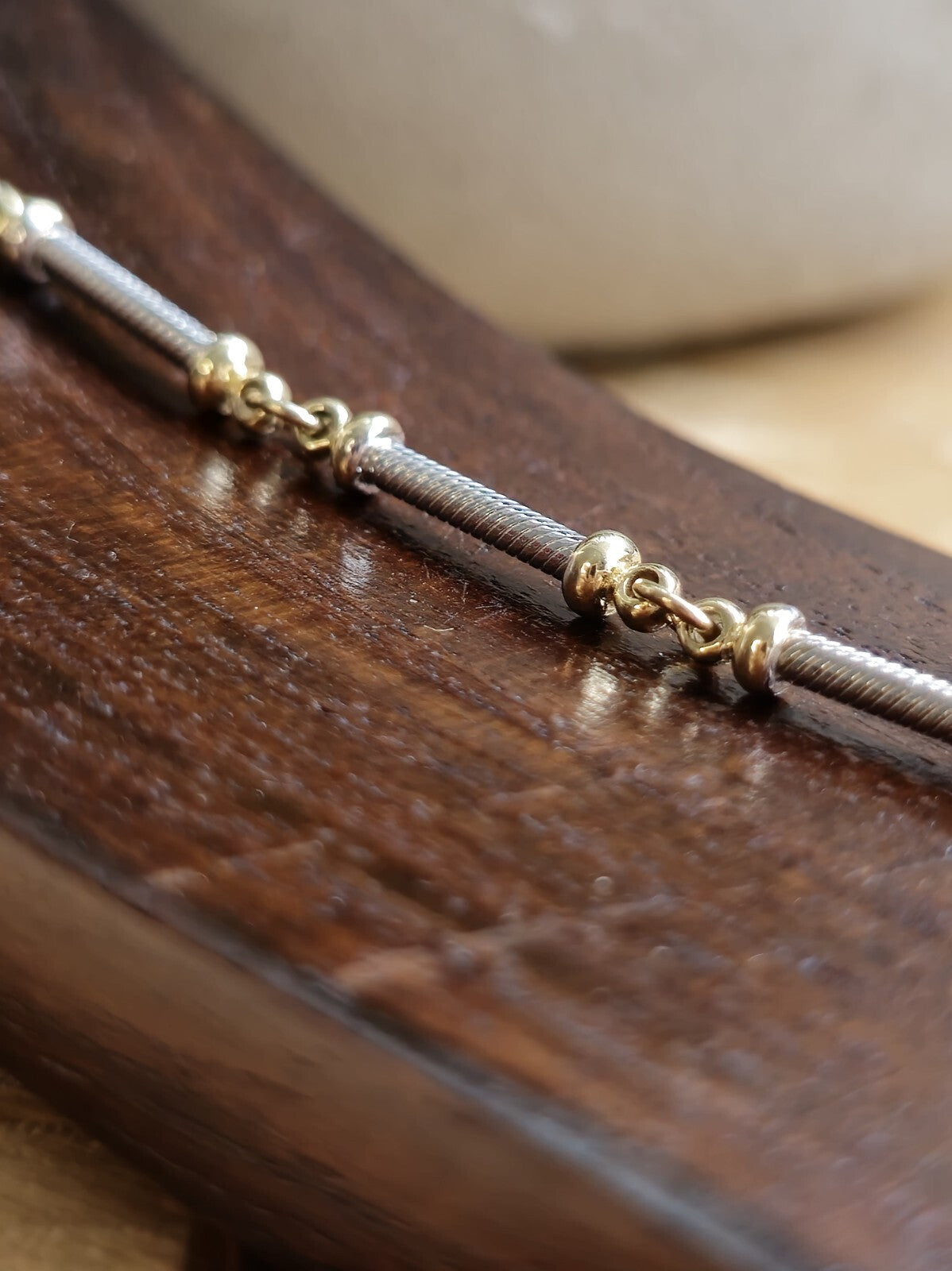 Solid 9ct White/Yellow Gold BRACELET Twisted TUBE link  7.8inch/20cm
