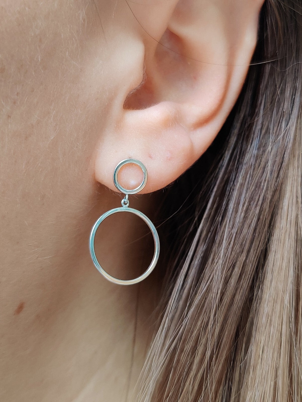 NEW 9ct Solid White Gold Drop Earrings Double Circle With Butterfly Fitting