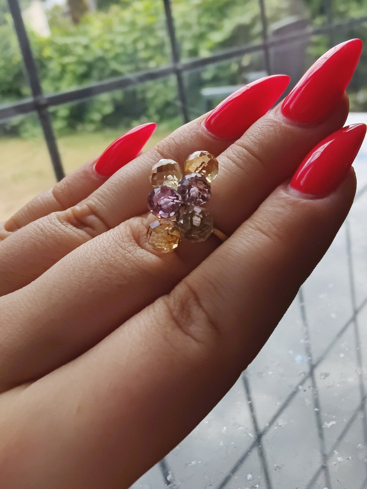 9ct Solid Yellow Gold Dress Ring size K with Citrines and Amethysts Very Unusual