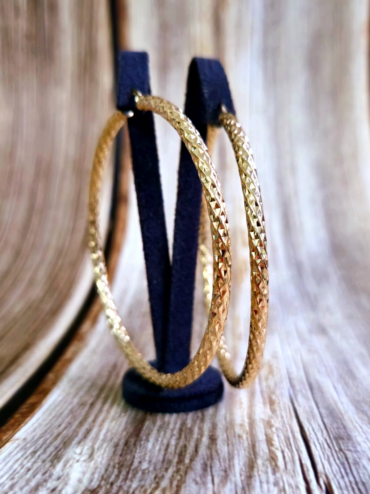 Big 9ct Yellow Gold Twisted Hoop Earrings Twist Hoops 77mm Diamond Cut Pattern