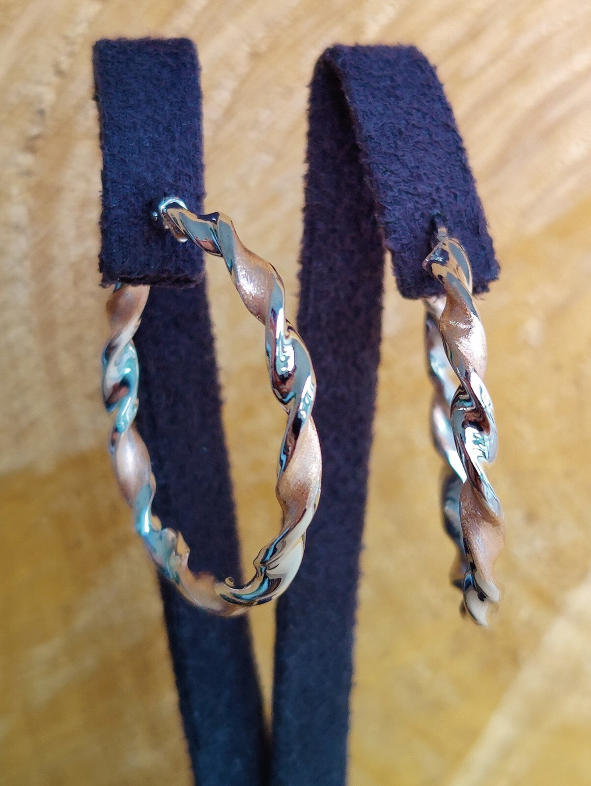 9ct White and Rose Gold Twist Hoop Earrings 2.7 grams 40mm Hallmarked New