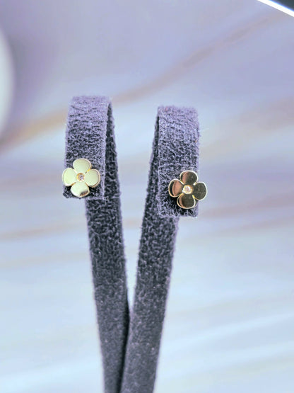Lovely New 9ct Yellow Gold Butterfly Stud Earrings Clover C/Z Summer Kids Gift