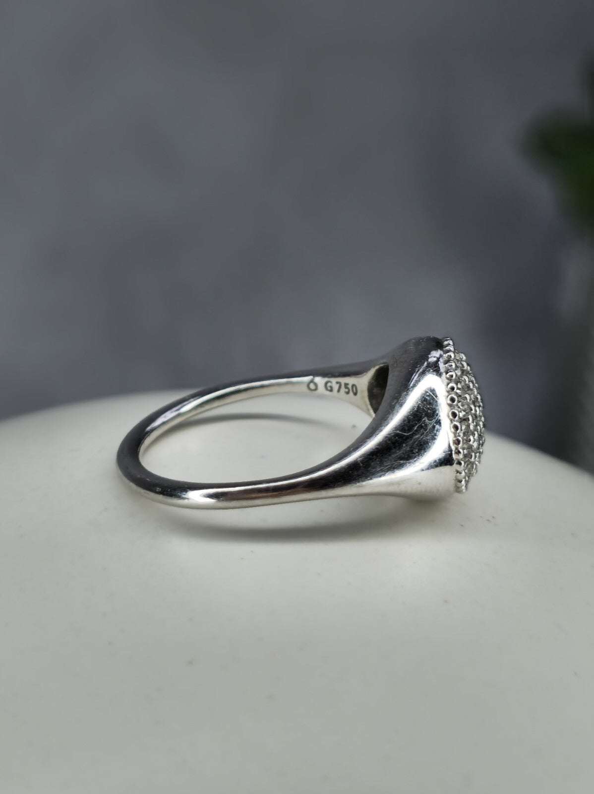 LOVELY Pandora LovePods Pavé Diamond & 18K Yellow Gold Ring size N 6grams