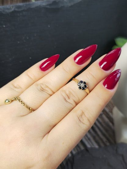 Stunning Cute 9ct Yellow Gold Sapphire/Diamond Flower Ring  size L+ Hallmarked