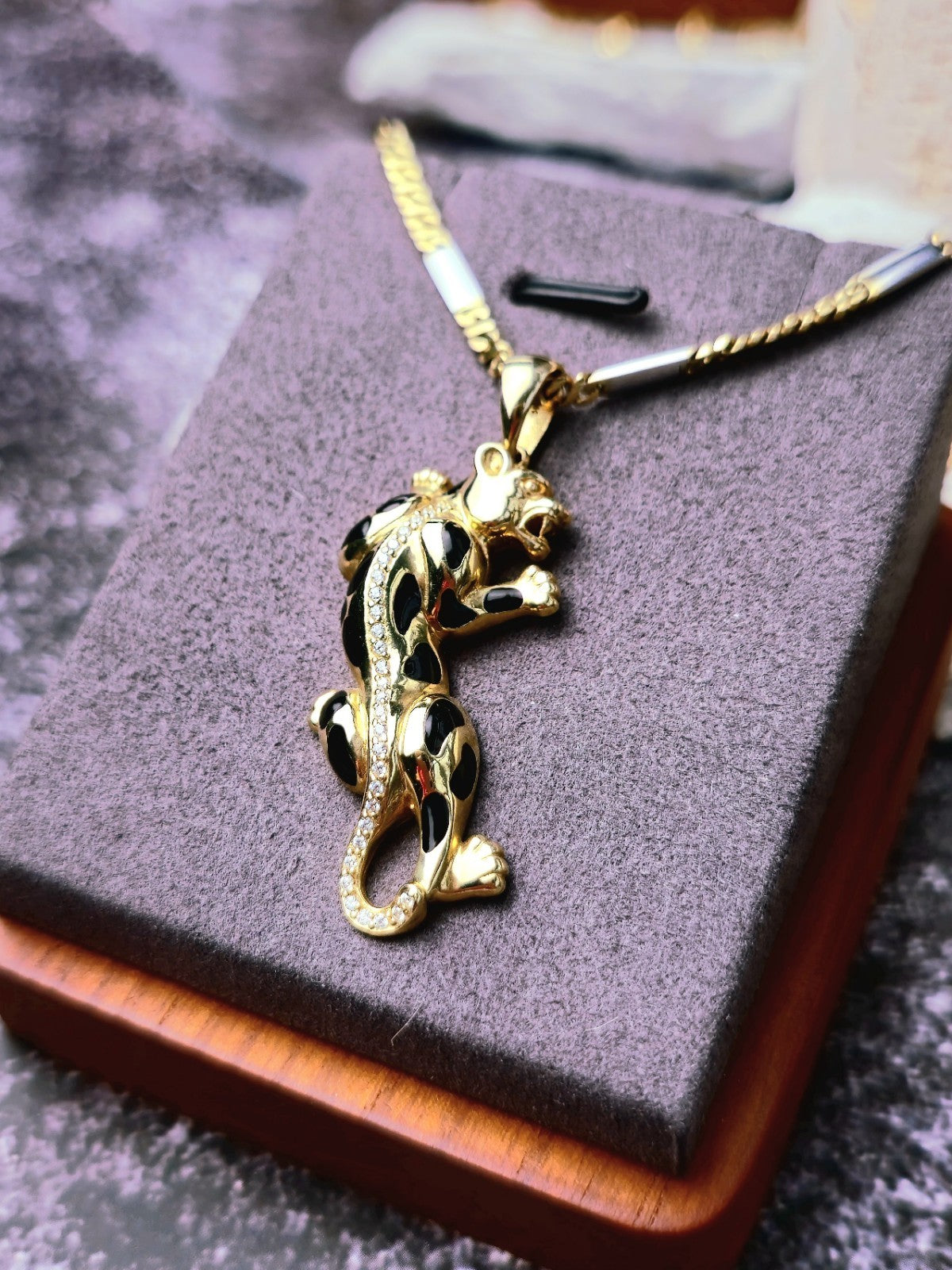 New Solid 9ct Yellow Gold Panthere Pendant Charm with CZ and Enamel Cat Puma