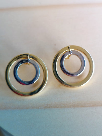 Solid 9ct Yellow White Gold Double Circle Earrings Studs New 2 grams Butterflys
