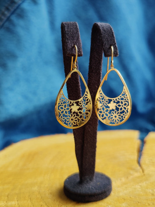 NEW 9ct Gold Yellow Gold Hook Decorative Earrings Flowers Pattern Hallmarked