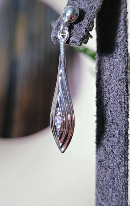 New 9ct White Gold Drop Dangling Earrings with CZ Butterfly Hallmarked Elegant
