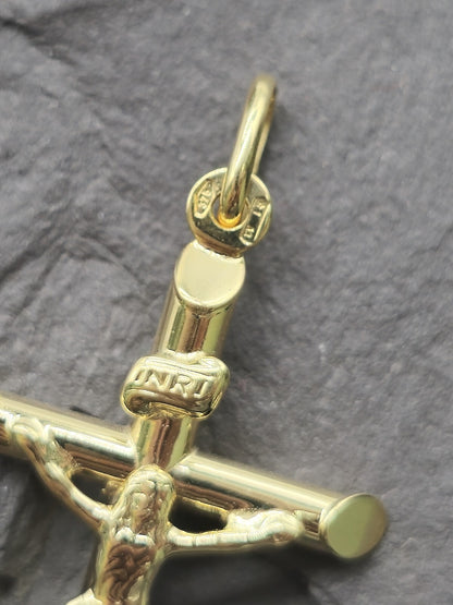 New Solid 9ct Yellow Gold Cross with Jesus Pendant 40mm x 20mm Hallmarked