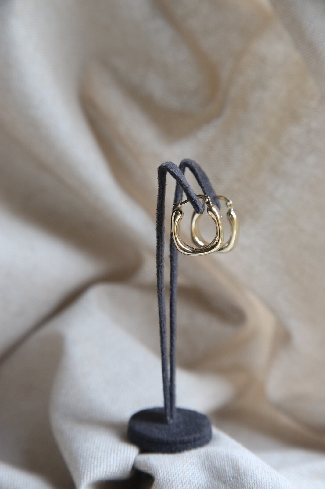 Cute New 9ct Yellow Gold Hoop Square Thick Hoops Earrings Flat 20mm long 375