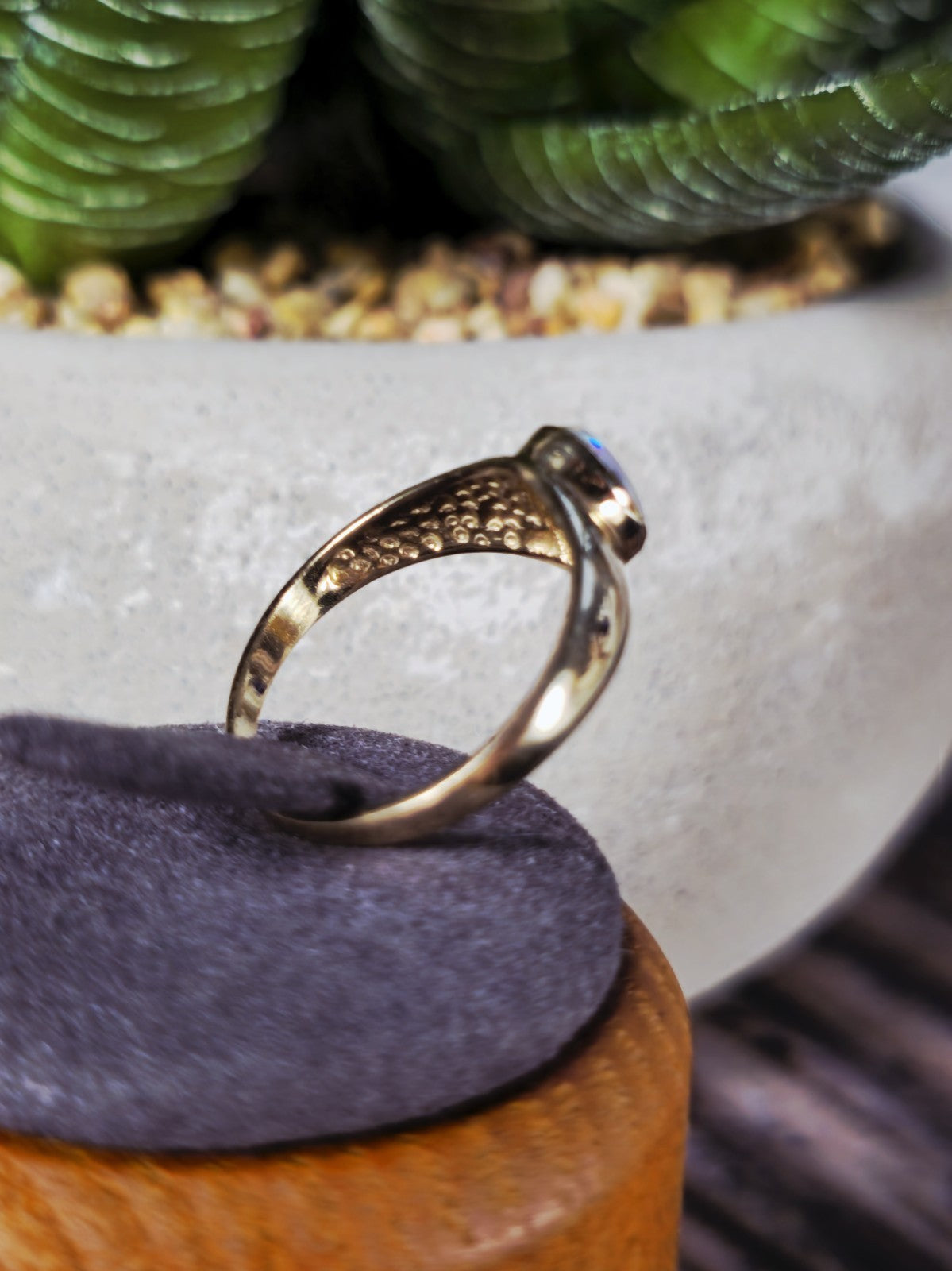 Cute Solid 9ct Yellow Oval Cabochon Opal Ring Bezel Set size M Pinky Signet Ring