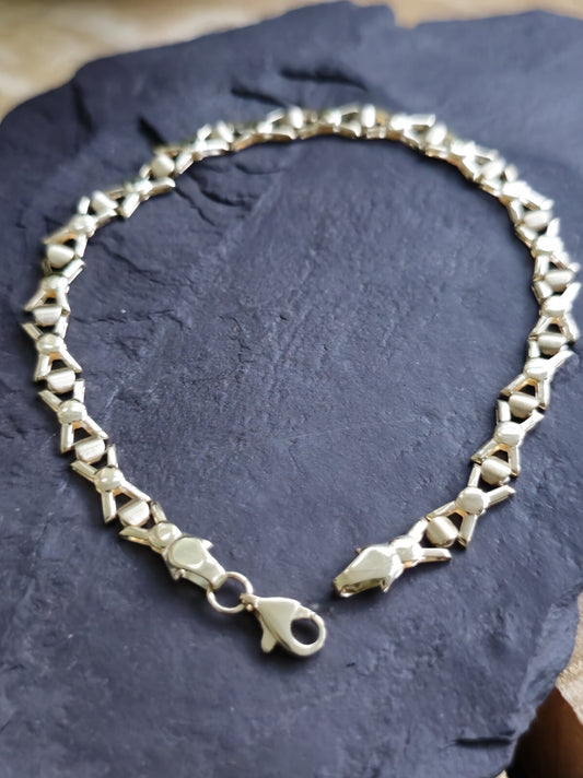 Lovely New Solid 9ct Yellow Gold Fancy BRACELET 7.5inch Hallmarked X design