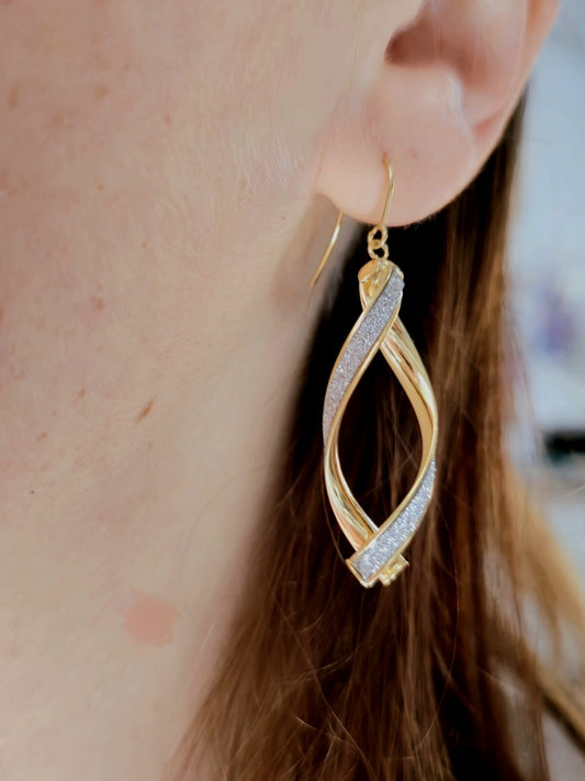 New Solid Yellow Gold 9 Carat White Glitter Moondust Twist Earrings HOOK 3.1gram