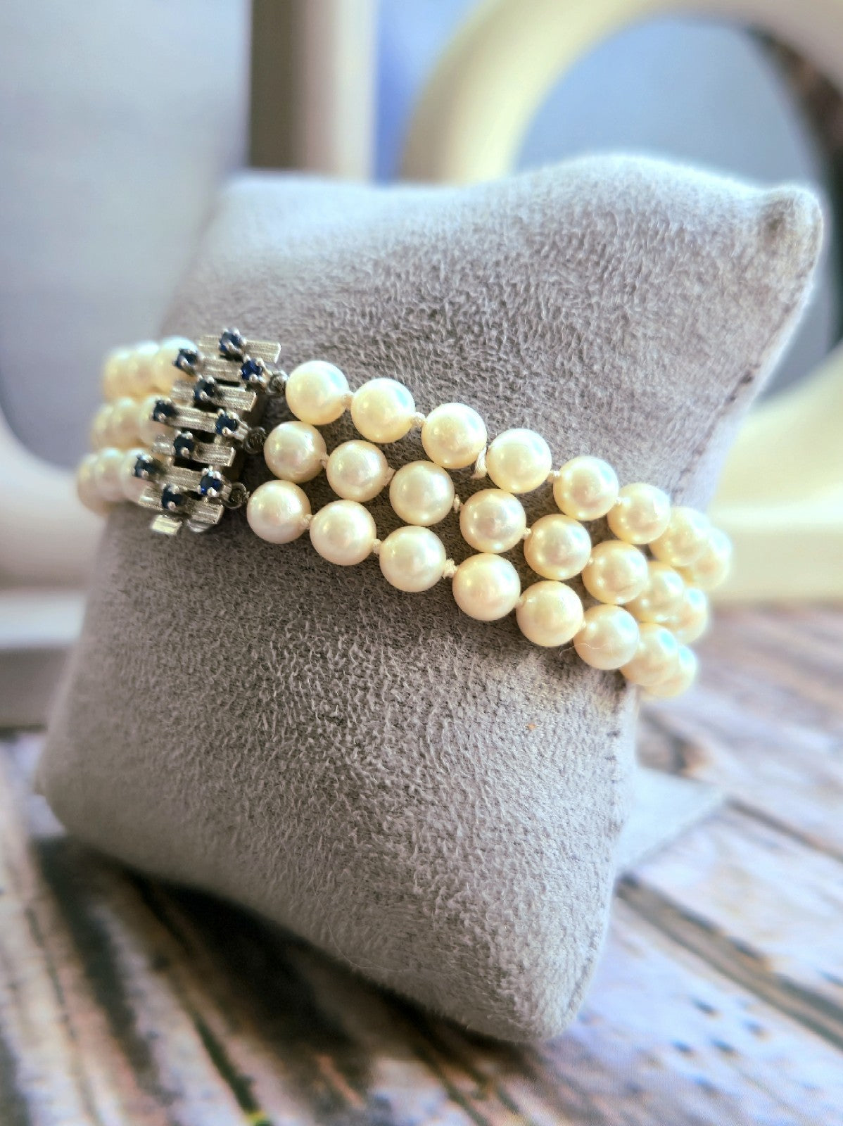 Vintage 14K White Gold and Sapphire Pearl Bracelet 3 Row Triple String 585