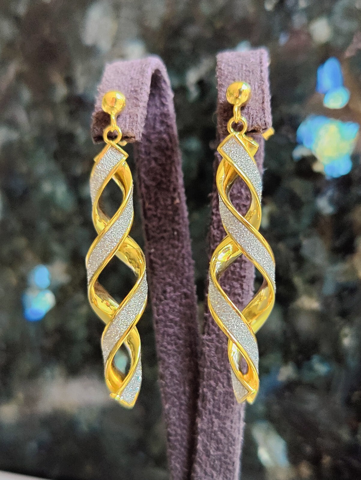 New Solid Yellow Gold 9 Carat White Glitter Moondust Twist Earrings Studs Dangly
